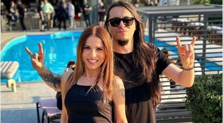 Ευρυδίκη: "Τρολάρει" τον σύζυγό της που δεν προσέχει τη διατροφή του [βίντεο]