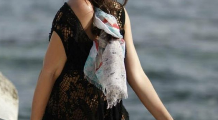 Η Ελένη Βαϊτσου πόσταρε την πιο καλοκαιρινή φωτογραφία στο instagram ποζάροντας με μπικίνι χωρίς ρετούς!