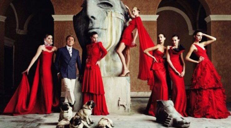 Λίγες μέρες απομένουν για την υπέροχη έκθεση Valentino: Master of Couture