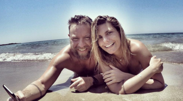 Θα πάθετε πλάκα! Δείτε το σώμα της συντρόφου του Γιάννη Βαρδή τρεις μήνες μετά τη γέννηση της κόρης τους!