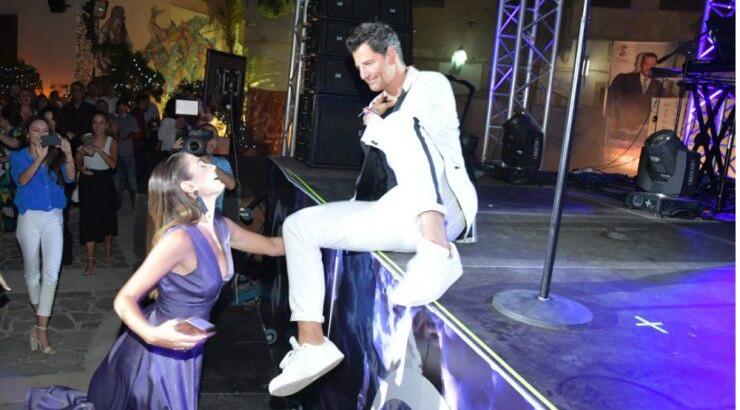 Βαρβάρα Χριστοφή: Το φιλί της "Γαλάτειας" στο Σάκη Ρουβά! [εικόνες]