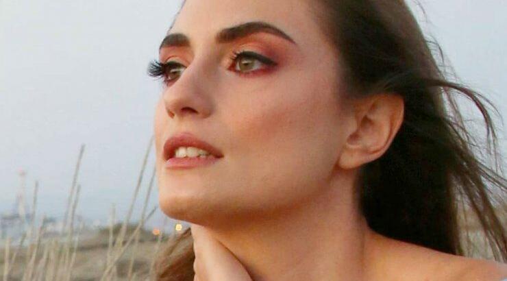 Βαρβάρα Χριστοφή: Η ηθοποιός μας "συστήνει" τον αγαπημένο της σε μία matchy – matchy εμφάνιση!