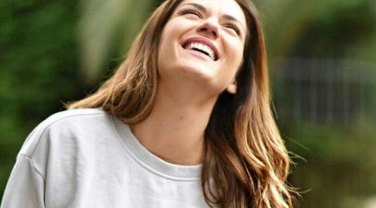 Βάσω Λασκαράκη: Είδαμε για πρώτη φορά τη βέρα της!