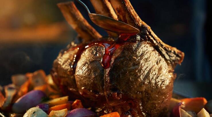 Οι πιο festive συνταγές που θα σου δώσουν inspo για το γιορτινό τραπέζι 