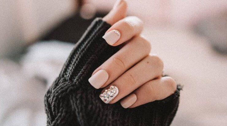 Πώς να αφαιρέσεις μόνη σου το ημιμόνιμο βερνίκι;