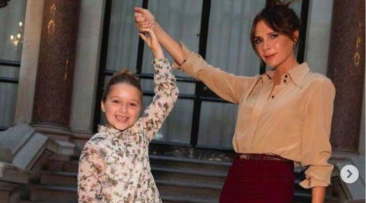 Victoria Beckham: Είδαμε την κόρη της να επιμελείται το μακιγιάζ της [βίντεο]