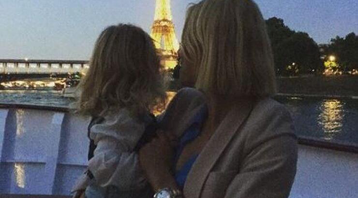 Βίκυ Καγιά: Μας έδειξε για πρώτη φορά το πρόσωπο της κόρης της! [εικόνες]