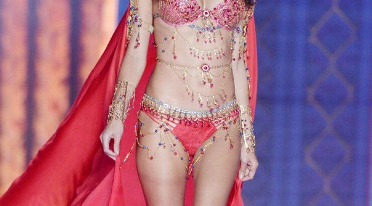 Επιτέλους!!! Οι άγγελοι της Victoria Secret προσγειώθηκαν στη γη [εικόνες]