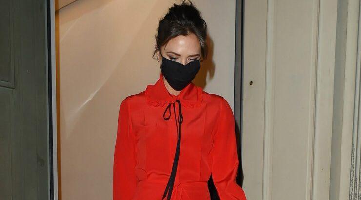 H Victoria Beckham έκανε τον χρωματικό συνδυασμό που λατρεύουμε