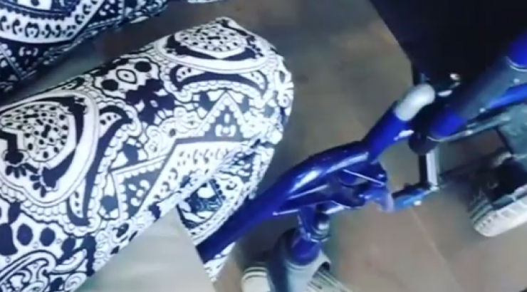 Πασίγνωστη Ελληνίδα παρουσιάστρια σε αναπηρικό αμαξίδιο! [βίντεο]