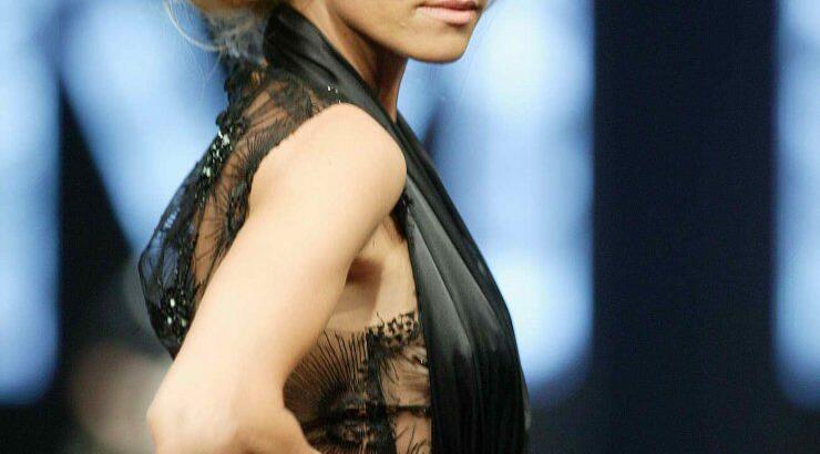 Βίκυ Καγιά: Μιλά πρώτη φορά για την κόρη της και συγκινεί