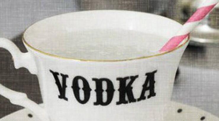 4 τρόποι να χρησιμοποιήσεις τη βότκα στη ρουτίνα ομορφιάς σου