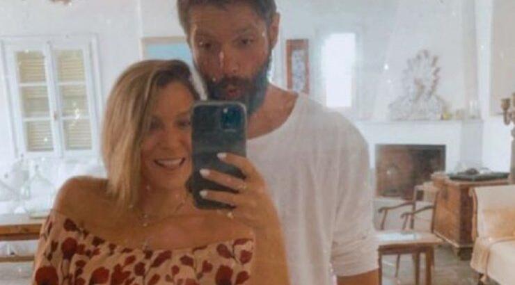 Ανδρέας Βούλγαρης: Η έκπληξη που του επεφύλαξε η σύντροφός του για τα γενέθλιά του! [βίντεο]