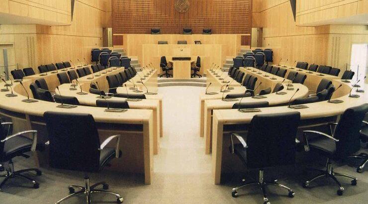 Υπερψηφίστηκε το νομοσχέδιο για την πώληση δανείων