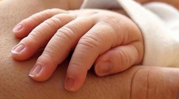 Ανακρίνονται ύποπτοι για το βρέφος στα σκουπίδια