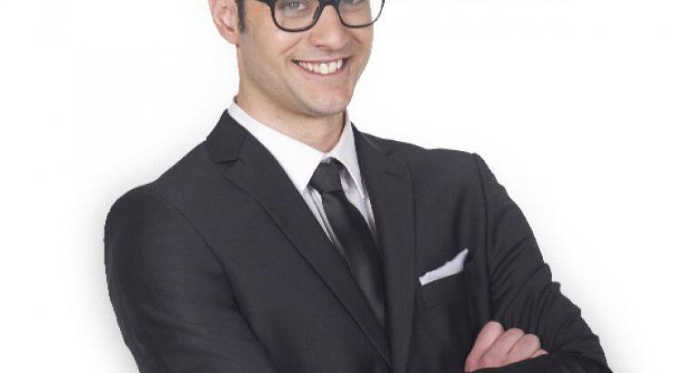 Ίαν Στρατής: Ποιος του έριξε ότι βρήκε μπροστά του προκειμένου να φύγει από την σκηνή;