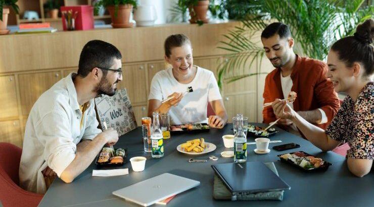 Η Wolt εγκαινιάζει τη συνεργασία της με τα εστιατόρια Wagamama