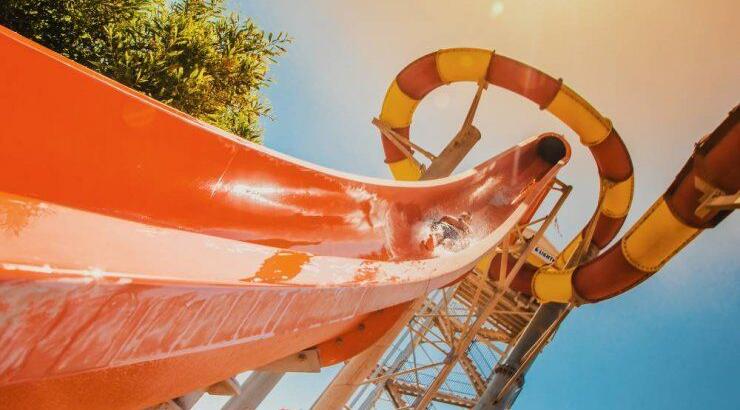 Guess who’s back! Το μεγαλύτερο υδροπάρκο της Ευρώπης ανοίγει ξανά τις πόρτες του στις 4 Ιουνίου!