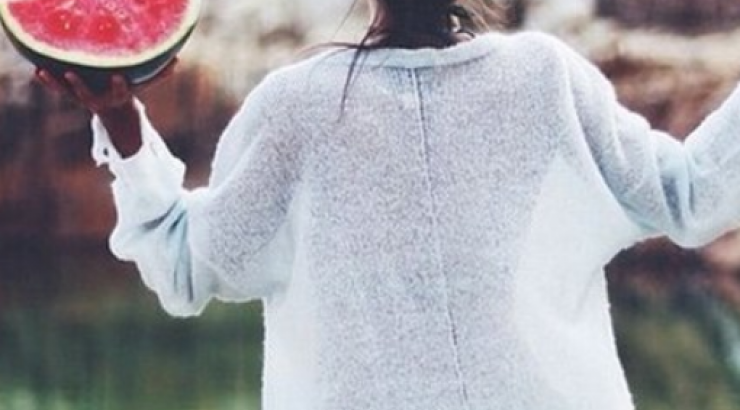 Το πιο εύκολο ρόφημα για detox που βοηθάει στο φούσκωμα του καλοκαιριού!