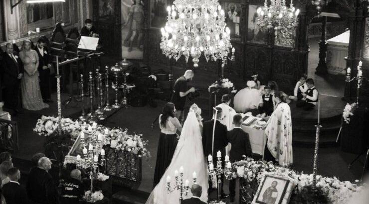 Πλούσιο φωτογραφικό υλικό για τον πιο πολυσηζητημένο γάμο στην κυπριακή showbiz!