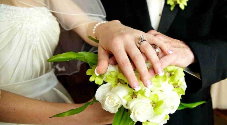 Η επιστήμη αποκαλύπτει την ιδανική ηλικία για γάμο