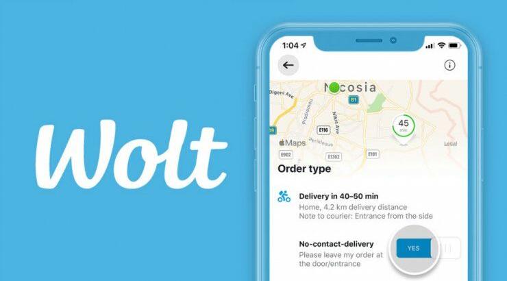 Εμείς μένουμε σπίτι και η Wolt φέρνει ως την πόρτα μας γεύσεις που αγαπάμε