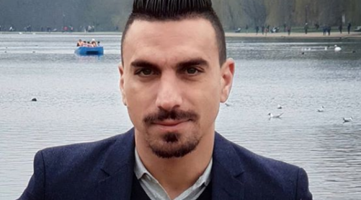 Ο Κωνσταντίνος Χαραλαμπίδης μας συστήνει τη μητέρα του!