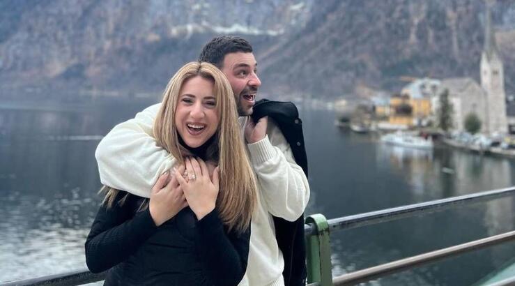 Χάρης – Θεογνωσία: Ο επώνυμος Έλληνας που τους πρότεινε κουμπαριά on camera [βίντεο]