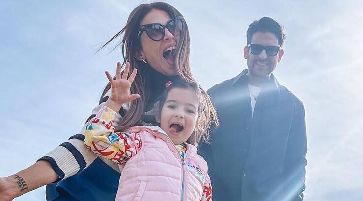 Η Ελένη Χατζίδου αποχώρησε εκτάκτως από την εκπομπή για να πάει την κόρη της στο νοσοκομείο [βίντεο]