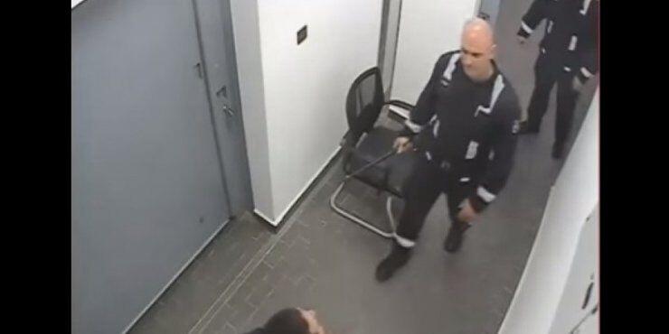 Στο Επ.Δικαστήριο Πάφου οι δύο αστυνομικοί για τον ξυλοδαρμό 