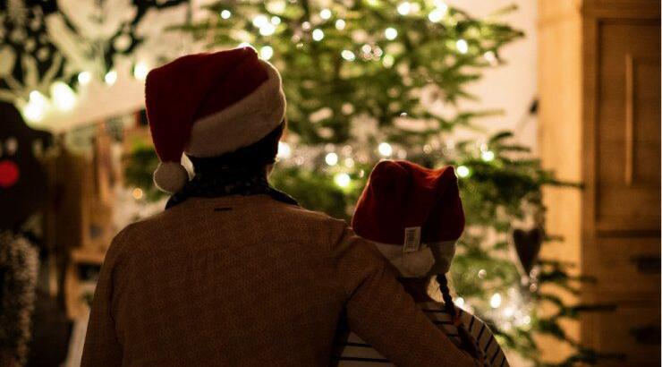 Τα πρώτα Χριστούγεννα του παιδιού μετά το διαζύγιο των γονιών 