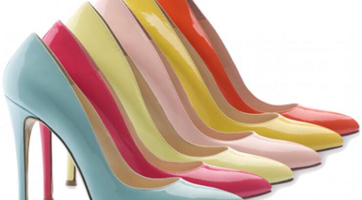 Η νέα συλλογή παπουτσιών του Βλάση Χολέβα είναι εδώ