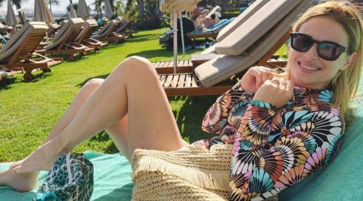 Χριστιάνα Αριστοτέλους: Την “τσακώσαμε” με μπλε μπικίνι να απολαμβάνει βουτιές [εικόνα]