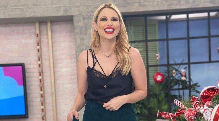 "Τσακώσαμε" τη Χριστιάνα Αριστοτέλους σε βραδινή βόλτα στο κέντρο της Λευκωσίας! [εικόνα]