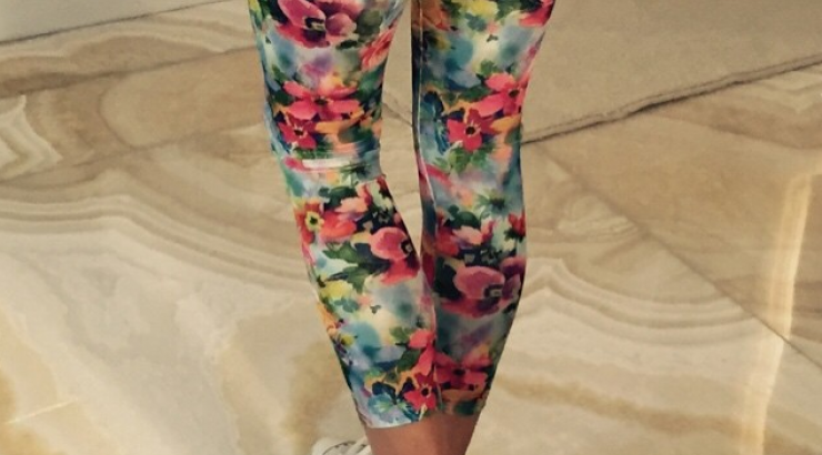 Η πίσω όψη Ελληνίδας παρουσιάστριας λίγους μήνες μετά τη γέννα!