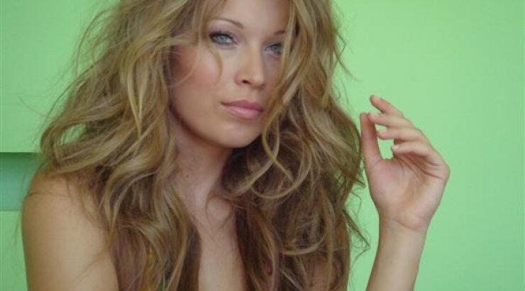 Δείτε την Μαριέττα Χρουσαλά με κοντά μαλλιά