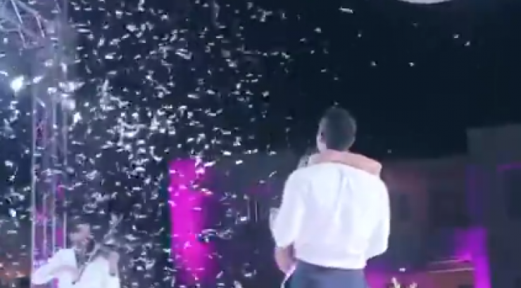  Ο πρώτος χορός του Σάκη Τανιμανίδη και της Χριστίνας Μπόμπα!