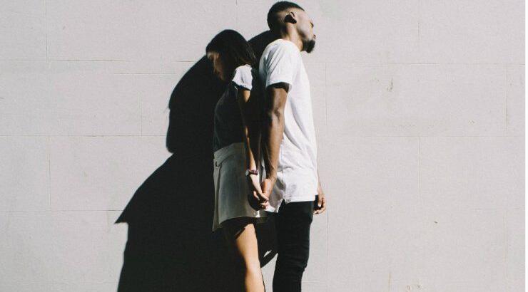 Τέσσερα πράγματα που δεν πρέπει να κάνεις μετά από έναν χωρισμό