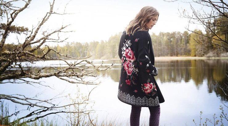 Η μούσα των MONSOON