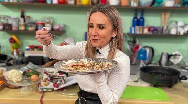 Γιώτα Δαμιανού: Το ατυχές περιστατικό on air που χρειάστηκε η παρέμβαση του συνεργείου! [βίντεο]