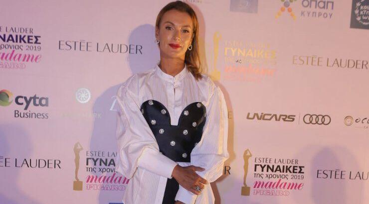 Γιώτα Παπαδοπούλου: Με την κόρη της, Μισιέλ στο ροζ χαλί των βραβείων "Madame Figaro Γυναίκες της Χρονιάς"