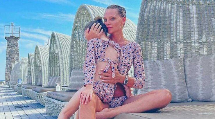 Υβόννη Μπόσνιακ: Με την κόρη της, Ελένη για ιππασία! [εικόνα]