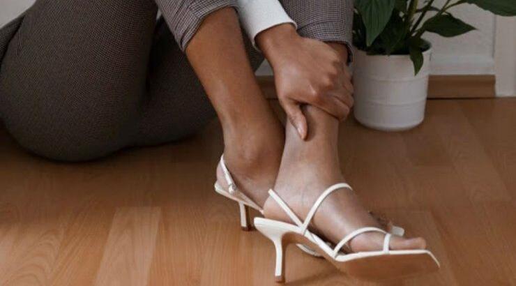 Τρία ζευγάρια Zara σανδάλια για κομψές εμφανίσεις στο γραφείο!