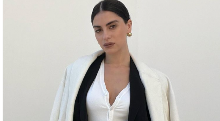 Το παριζιάνικο hair look της Ζωής Σοφοκλέους