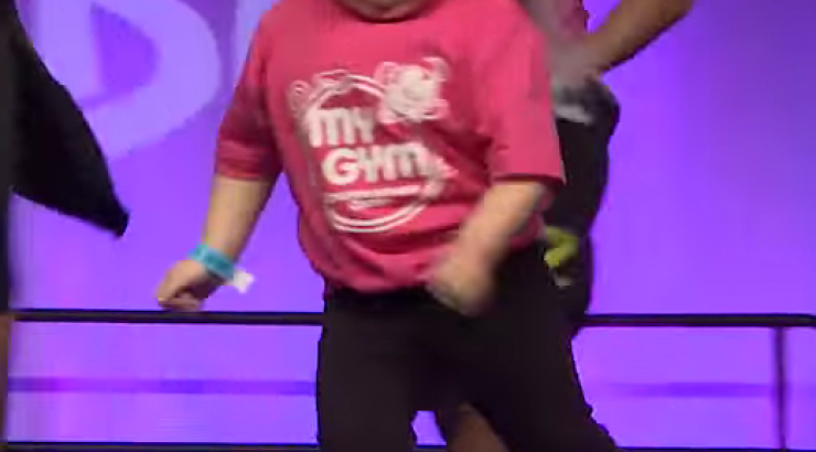 Η 6χρονη που εντυπωσίασε χορεύοντας… Zumba!