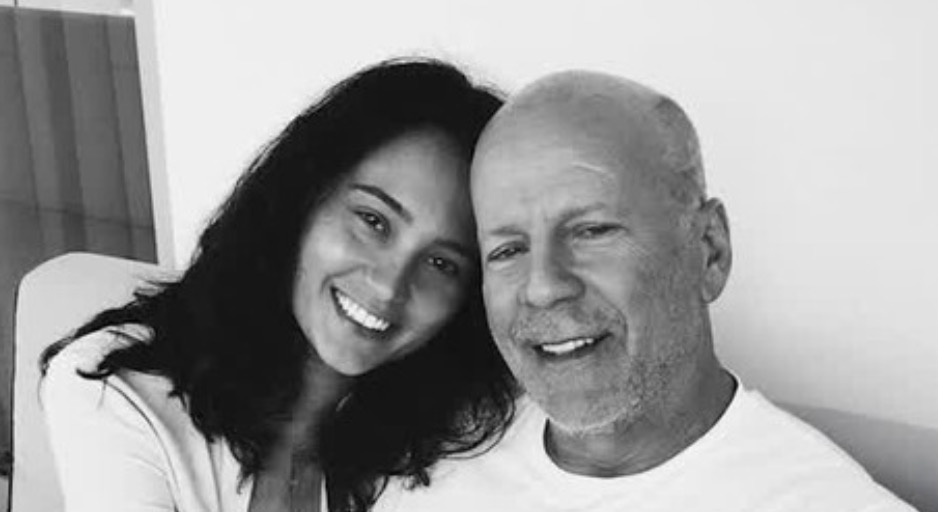 Bruce Willis: «Είναι σε καλή φυσική κατάσταση, αλλά ο εγκέφαλός του τον εγκαταλείπει»