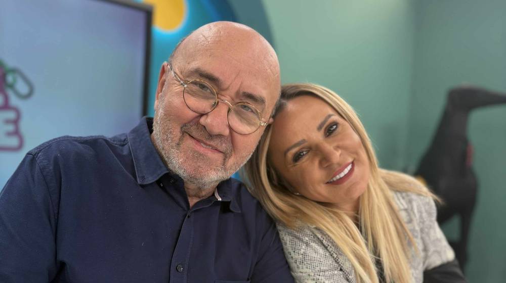 Ήρθε και έδεσε: Τα τραγούδια που γράφτηκαν για την εκπομπή και ενθουσίασαν τους παρουσιαστές [βίντεο]