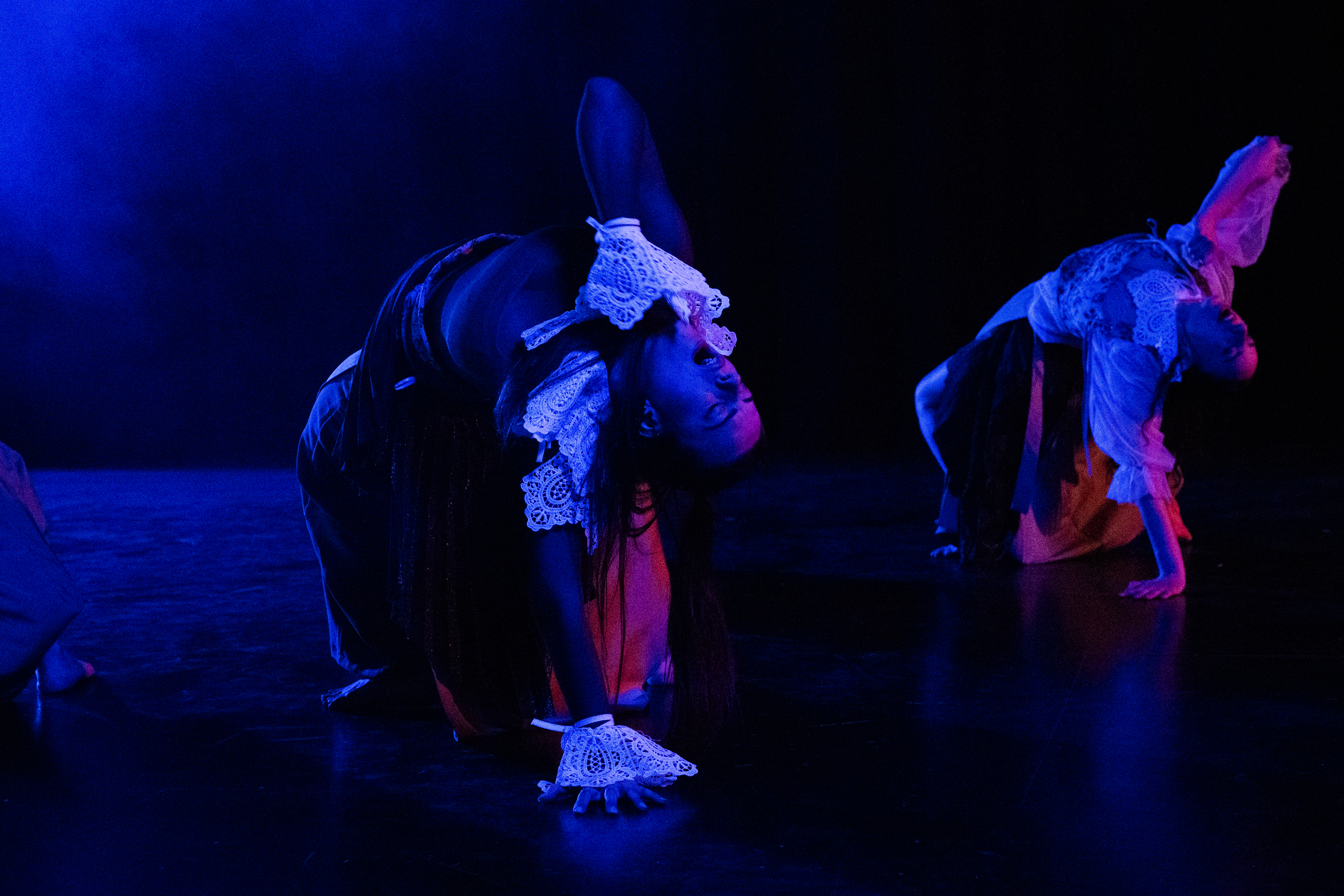 Το Διεθνές Φεστιβάλ Λευκωσίας 2025 παρουσιάζει τις Όλγα Μάρκαρη και Χλόη Μπέλλου με δύο μοναδικές παραστάσεις σύγχρονου χορού