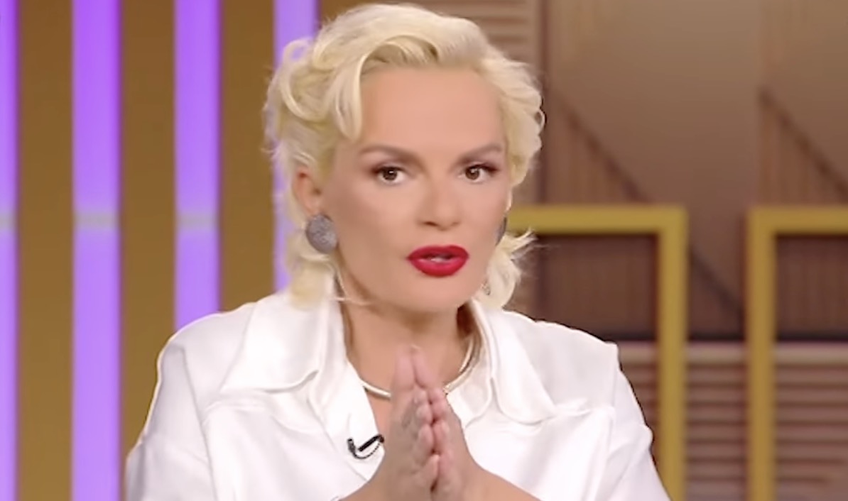 Συγκλονίζει η Έλενα Χριστοπούλου: «Με σημάδεψε και στο τέλος με πυροβόλησε»