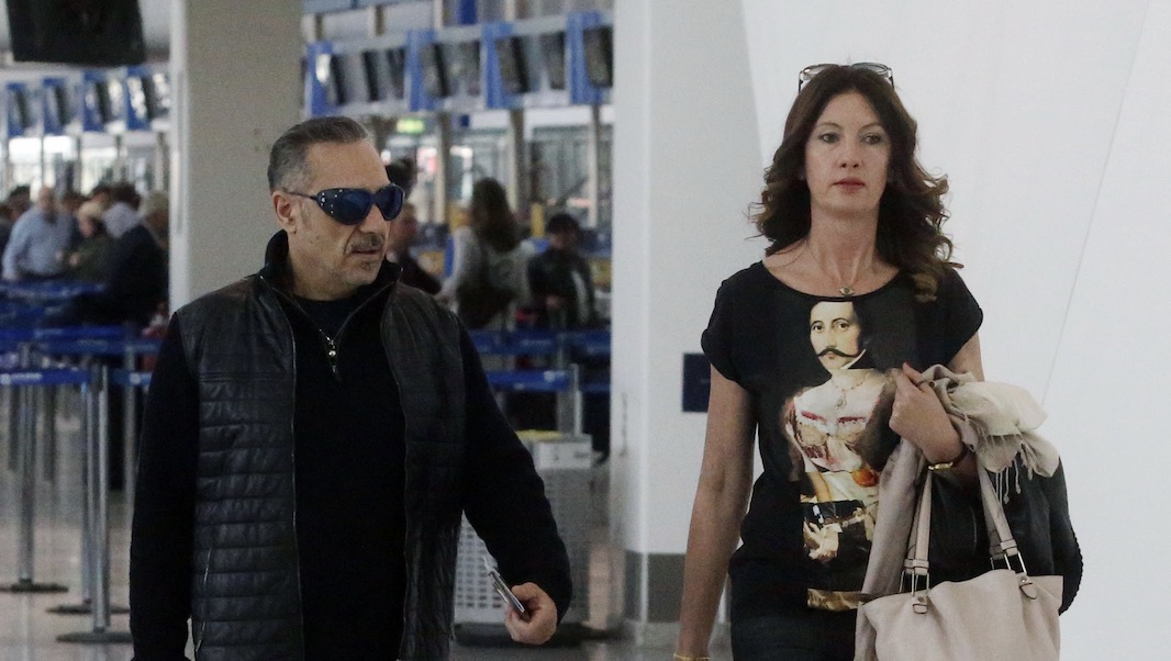 Σφακιανάκης: Το πρόβλημα υγείας που τον κράτησε μακριά από την κηδεία της συζύγου του [βίντεο]